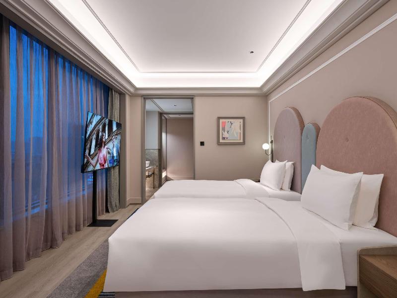 Mercure Hangzhou Wenyi Road image