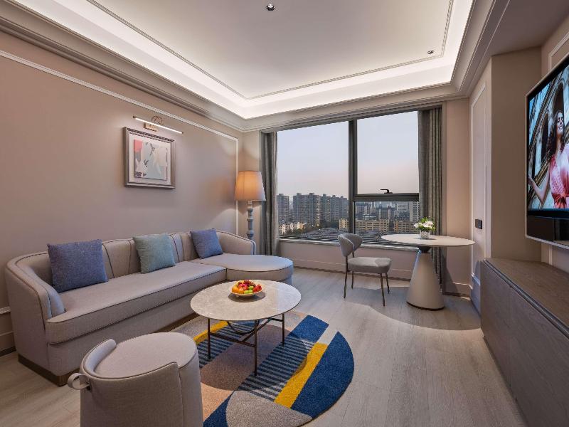 Mercure Hangzhou Wenyi Road image