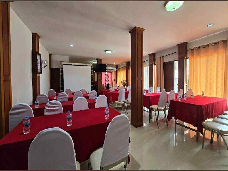 Chiangdaoinn Hotel image