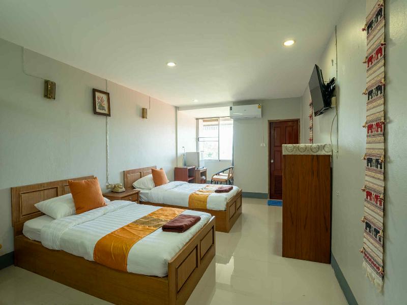 Chiangdaoinn Hotel image