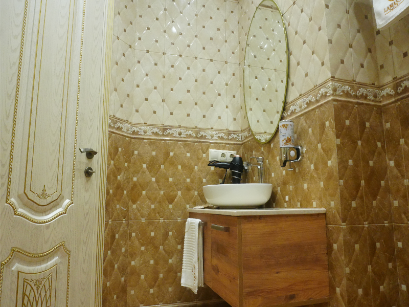 Lamassu Luxury Suites Batumi image