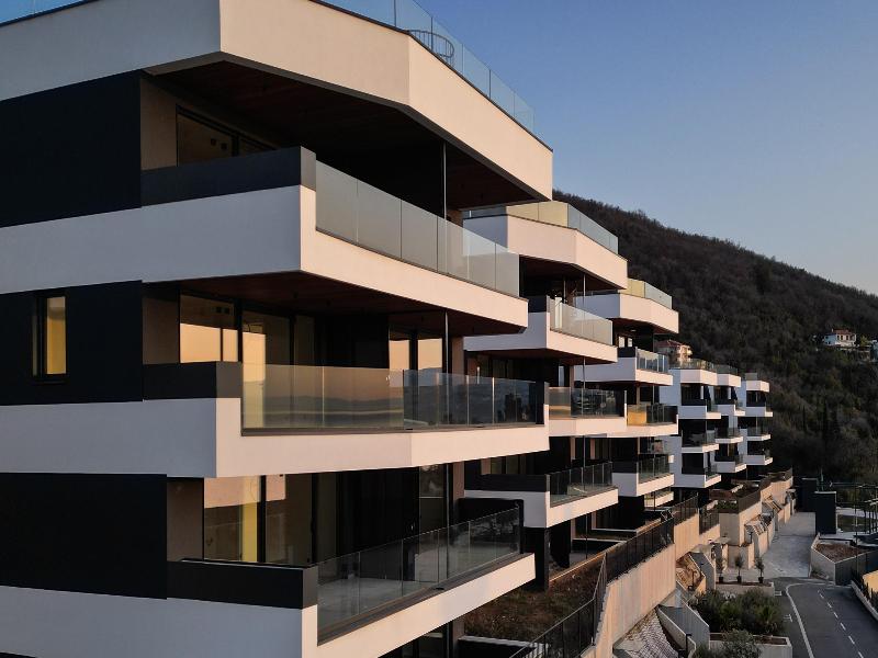 Sealeven Hotel And Residences image