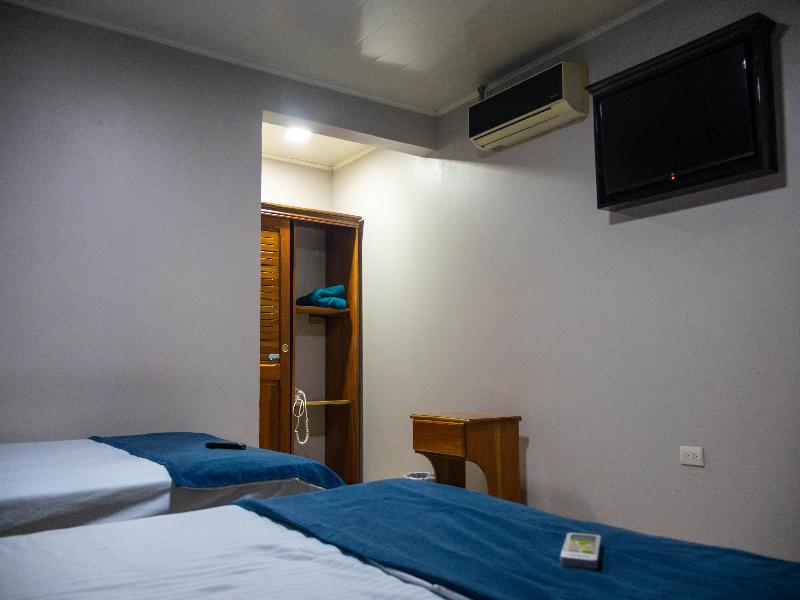 Solar La Fortuna Hotel & Lounge image