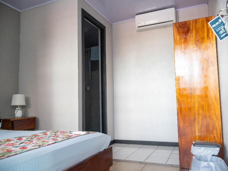 Solar La Fortuna Hotel & Lounge image