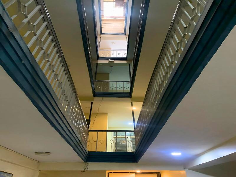 Rightway Hotel & Restaurant image
