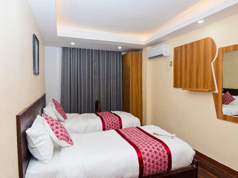 Rightway Hotel & Restaurant image