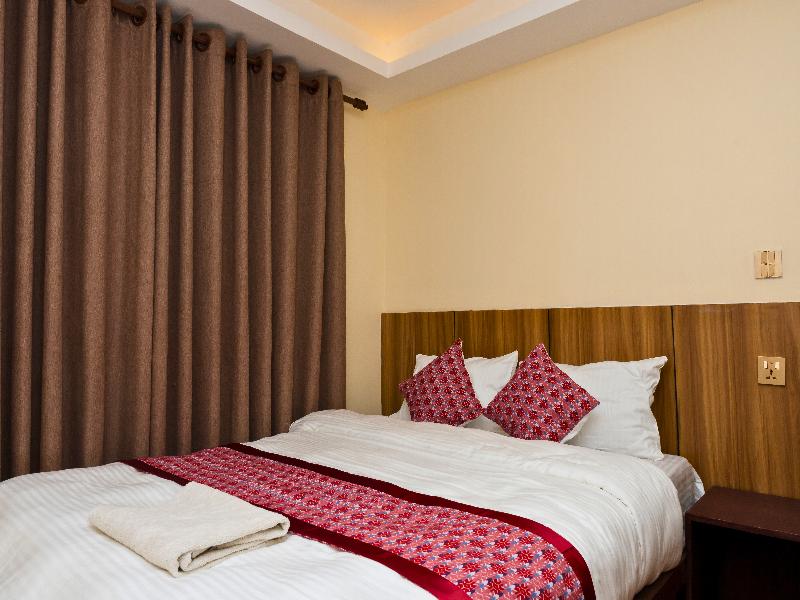 Rightway Hotel & Restaurant image