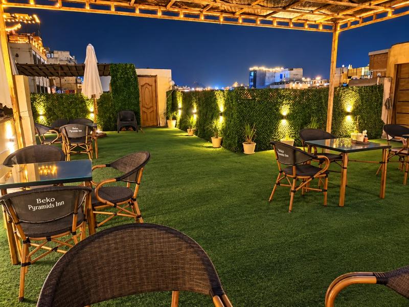 Beko Pyramids Inn , Rooftop Airport Suttle image