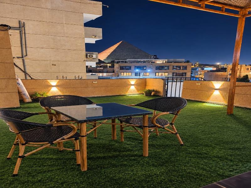 Beko Pyramids Inn , Rooftop Airport Suttle image