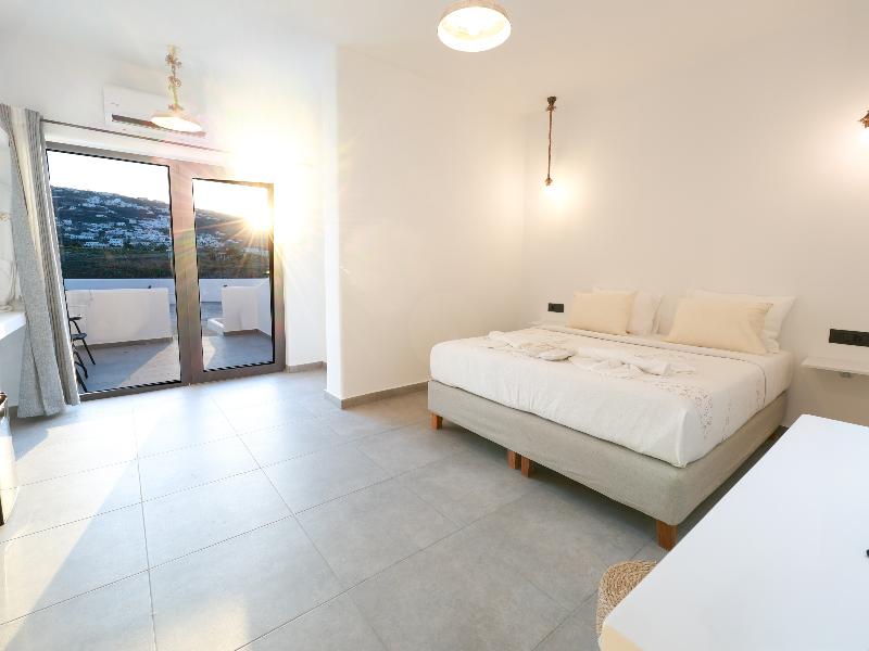 Gold Diamond Luxury Suites gallery photo 18