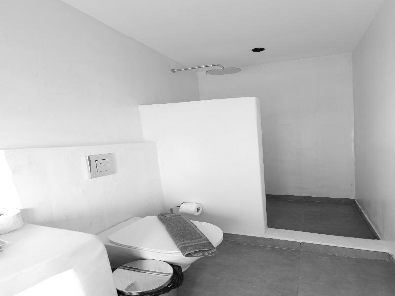 Gold Diamond Luxury Suites gallery photo 30