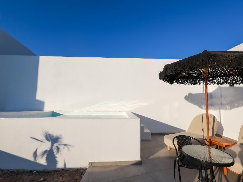 SUITE WITH JACUZZI — photo 5