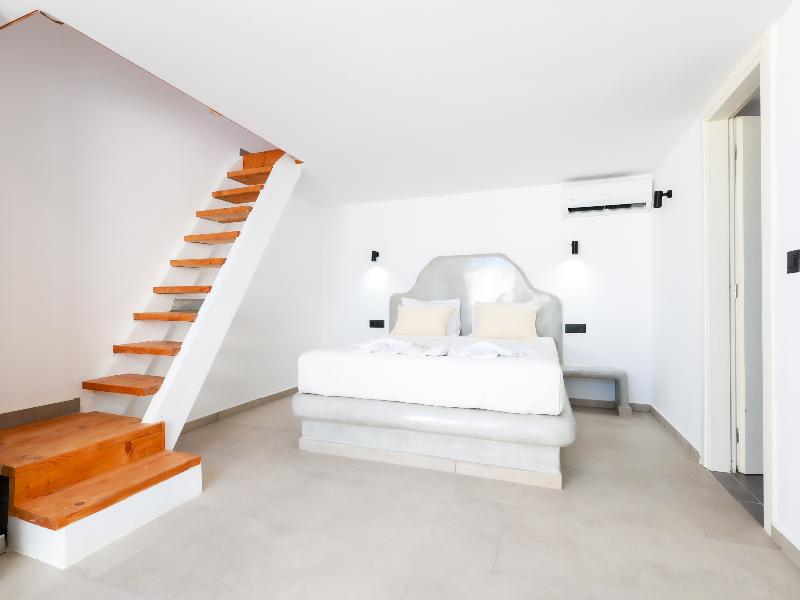 Maisonette with Sea View & Hot Tub