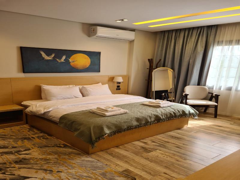 Mirage Taiaa Hotel Apartments image