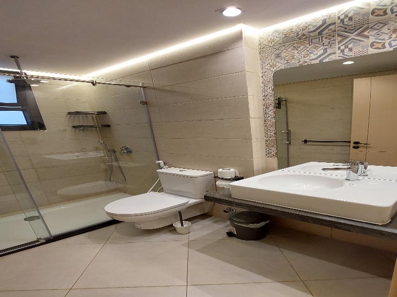 Mirage Taiaa Hotel Apartments image