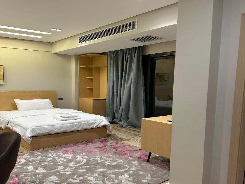 Mirage Taiaa Hotel Apartments image