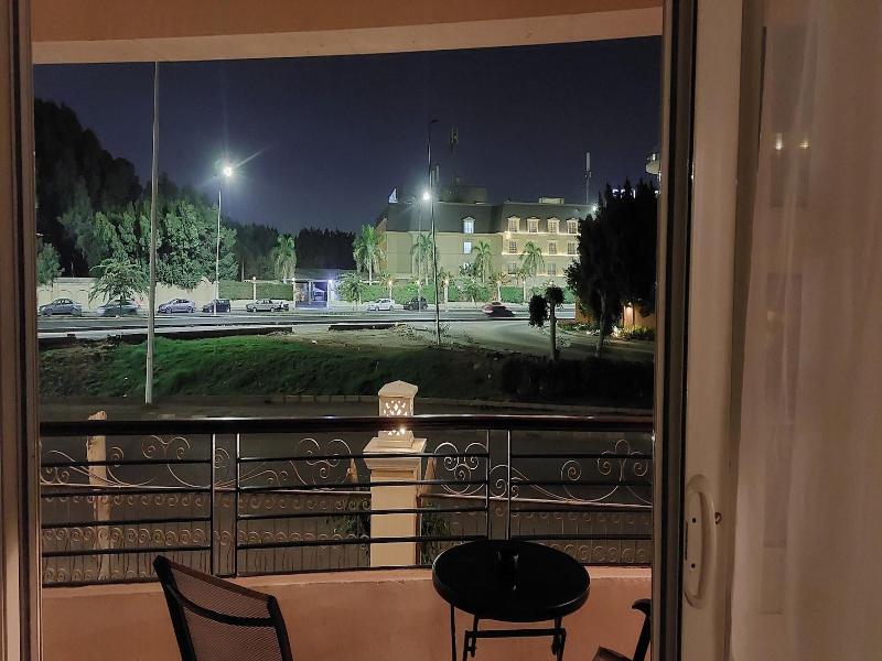 Mirage Taiaa Hotel Apartments image