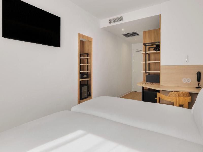 B&B Hotel Madrid San Fermin image