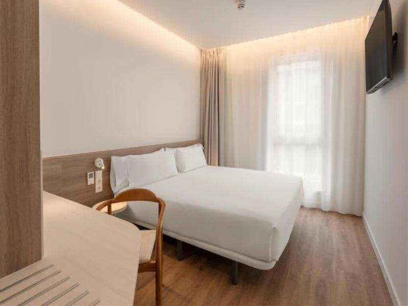 B&B Hotel Madrid San Fermin image