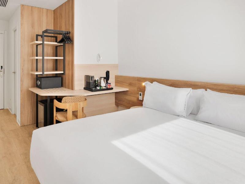 B&B Hotel Madrid San Fermin image