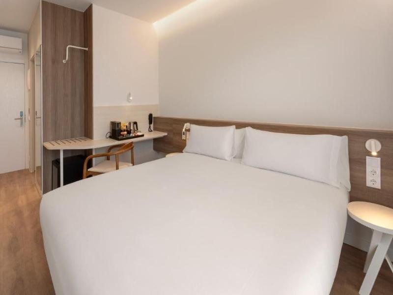 B&B Hotel Madrid San Fermin image