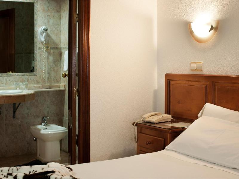 Hotel Martin — general view