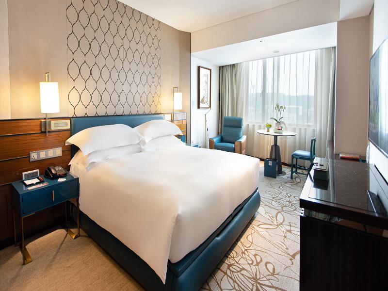 XIAMEN AIR LAKESIDE HOTEL image