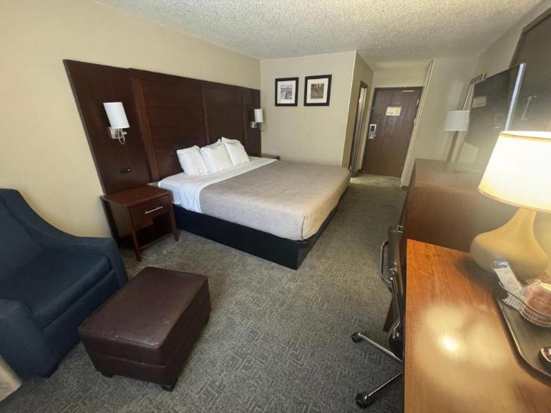 Quality Inn & Suites Green Bay - Ashwaubenon image