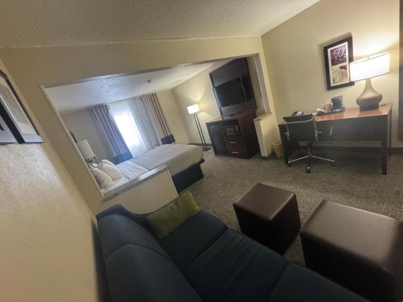 Quality Inn & Suites Green Bay - Ashwaubenon image