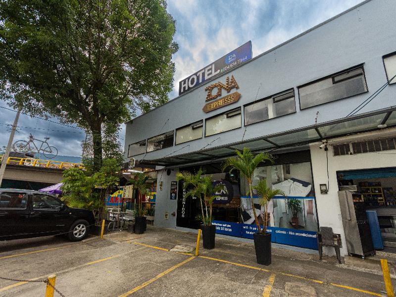 Hotel Zona Express San Diego image