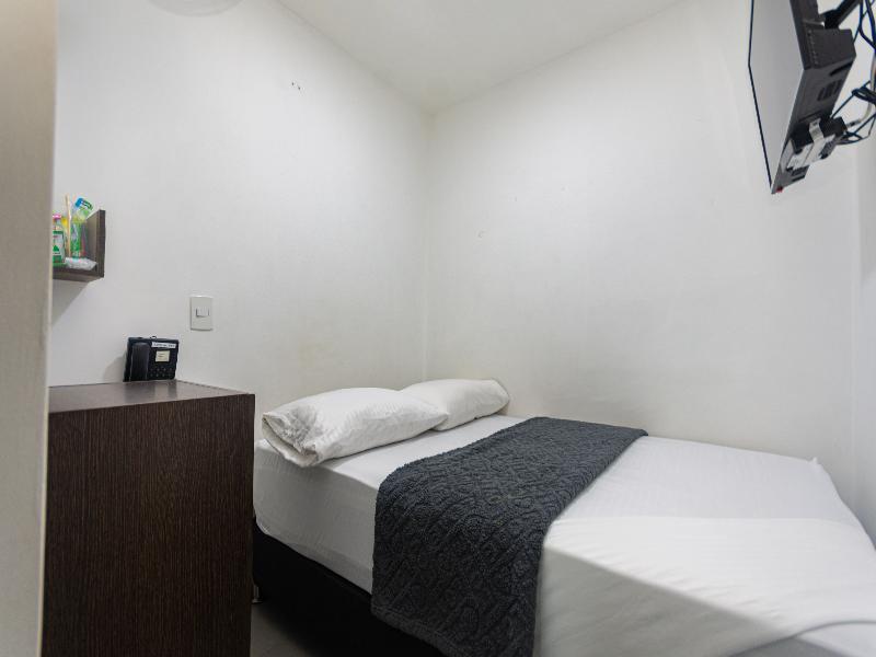 Hotel Zona Express San Diego image