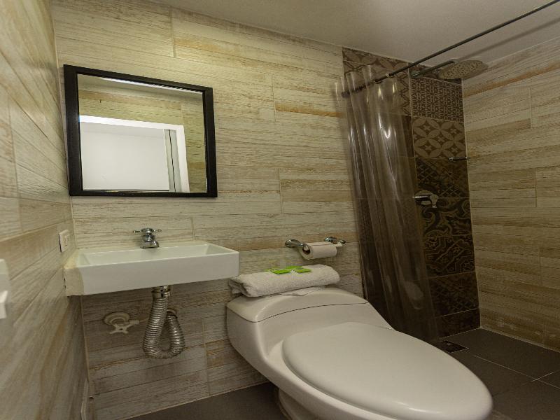 Hotel Zona Express San Diego image