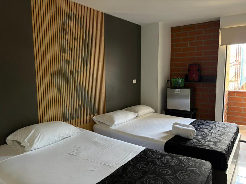 Hotel Kalifornia image