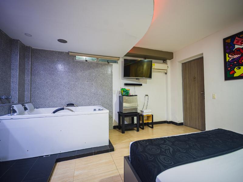 Hotel Kalifornia image