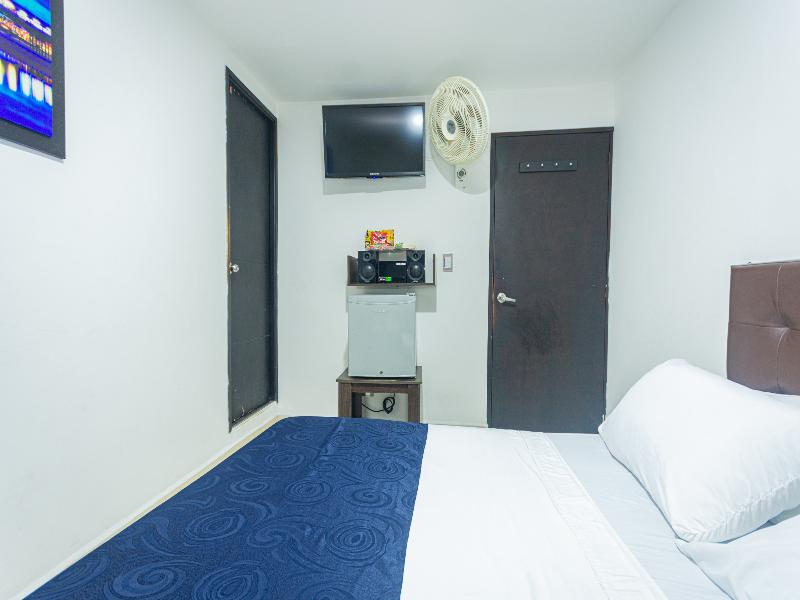 Hotel Los Angeles Bello image