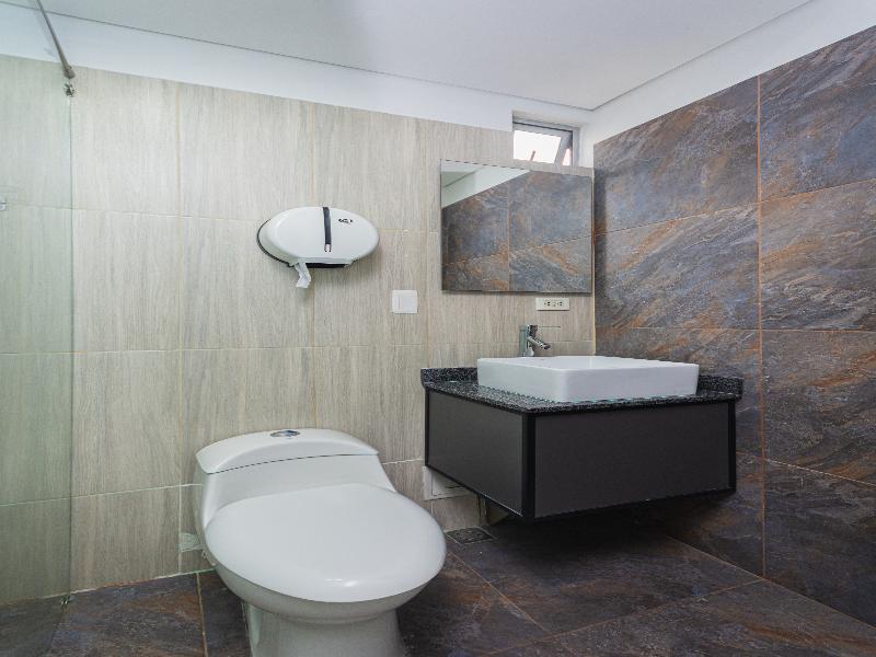 Hotel Piso 12 image