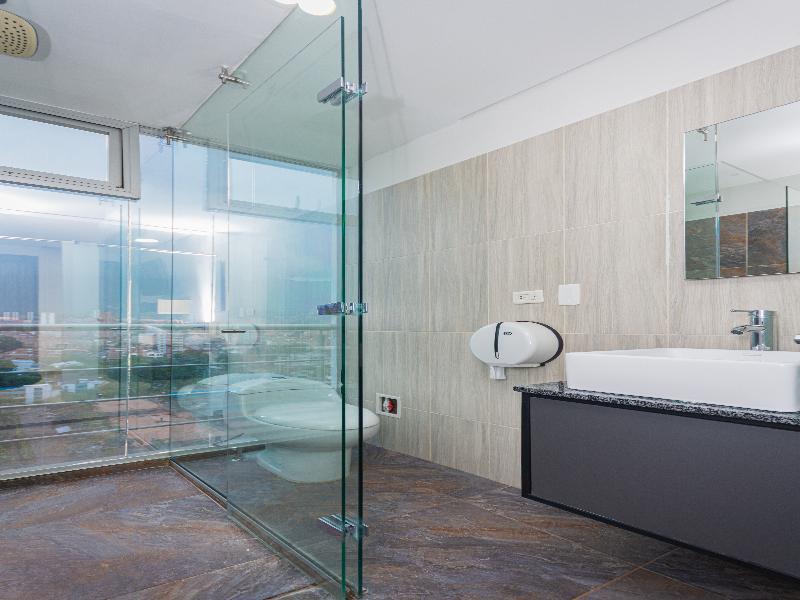 Hotel Piso 12 image