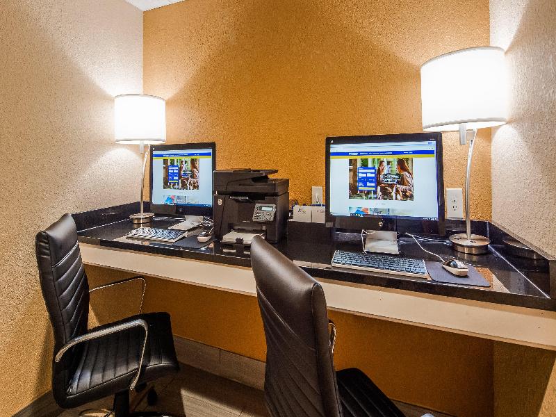 Holiday Inn Express Hyannis Cape Cod by IHG image