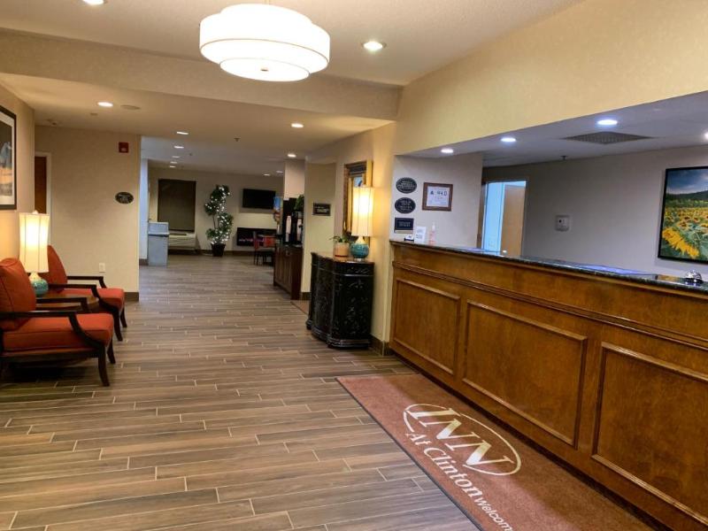 Inn At Clinton