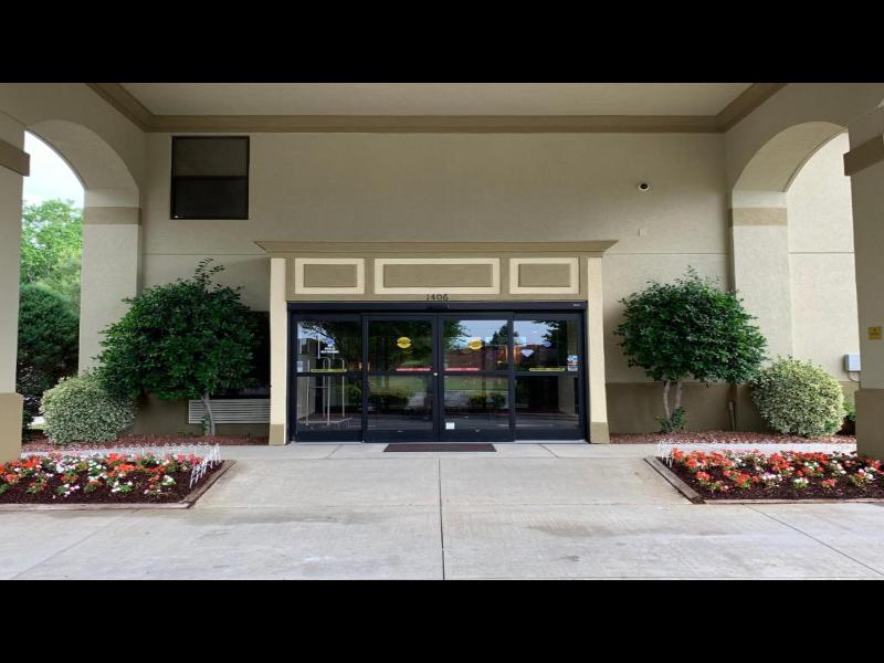 Inn At Clinton