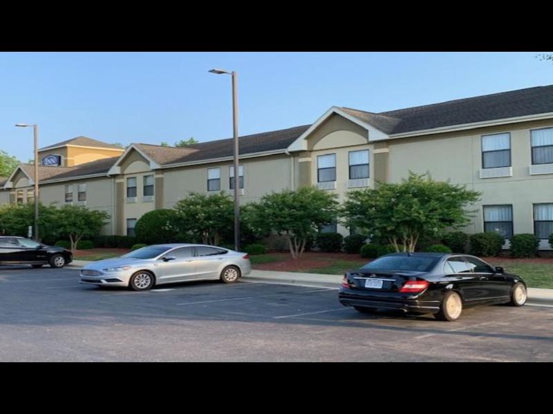 Inn At Clinton