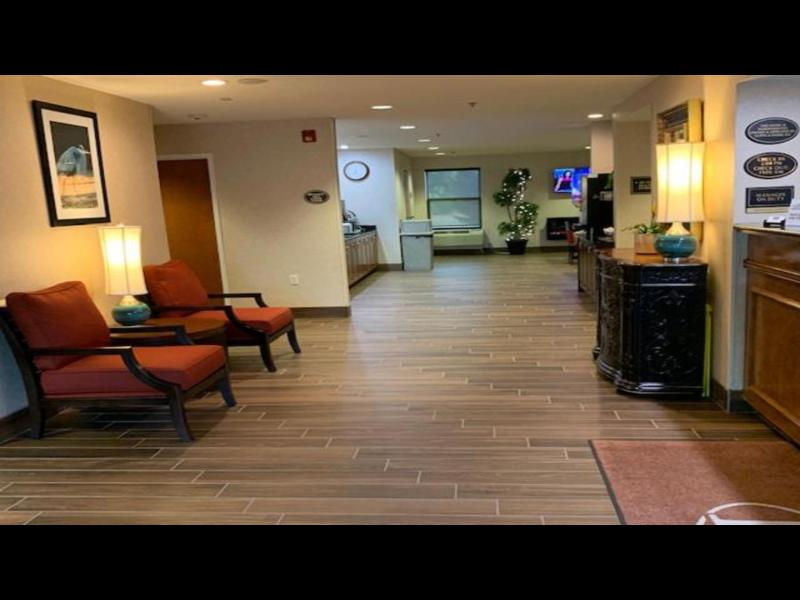 Inn At Clinton