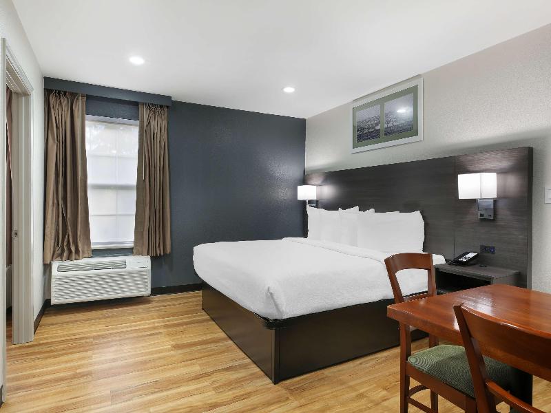 Best Western Mystic Hotel image