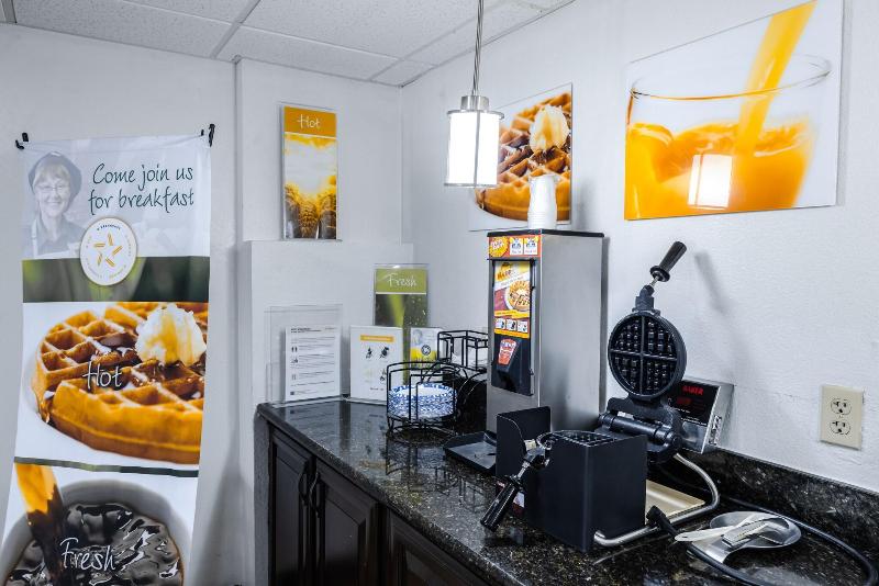 Quality Inn Olive Branch - Memphis South image
