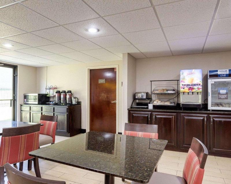 Quality Inn Olive Branch - Memphis South image