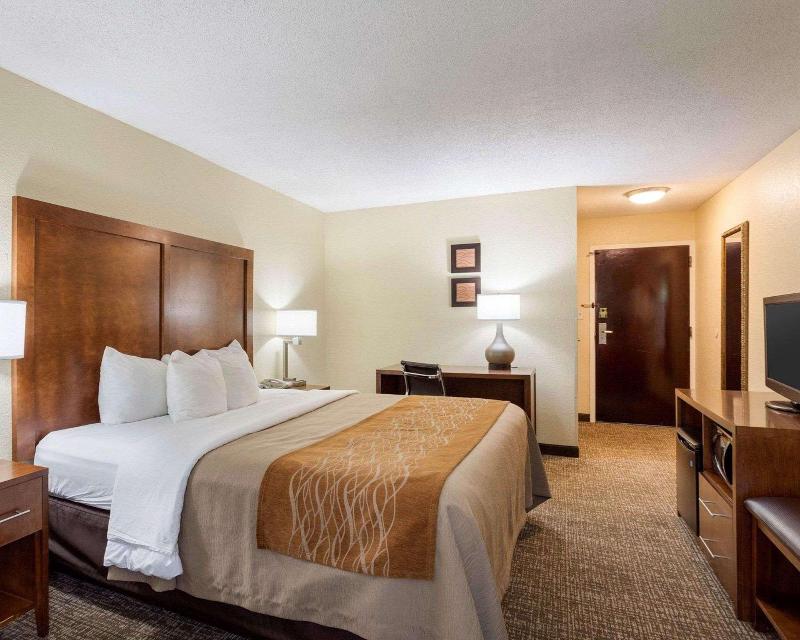 Quality Inn Olive Branch - Memphis South image