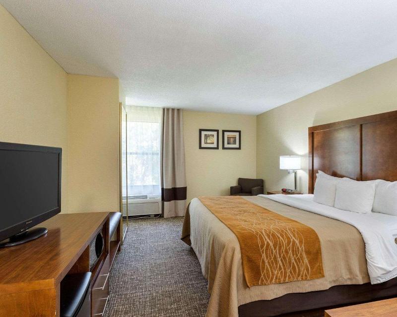 Quality Inn Olive Branch - Memphis South image