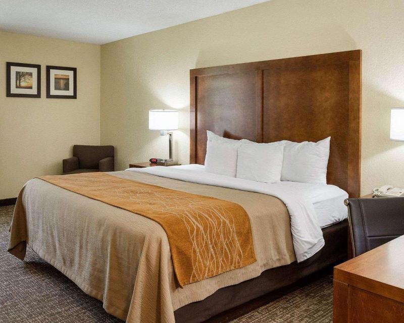 Quality Inn Olive Branch - Memphis South image
