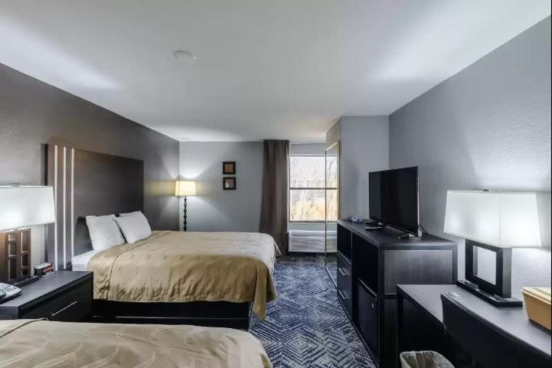 Quality Inn Olive Branch - Memphis South image