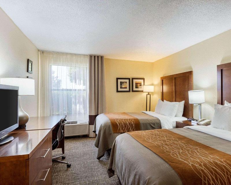 Quality Inn Olive Branch - Memphis South image